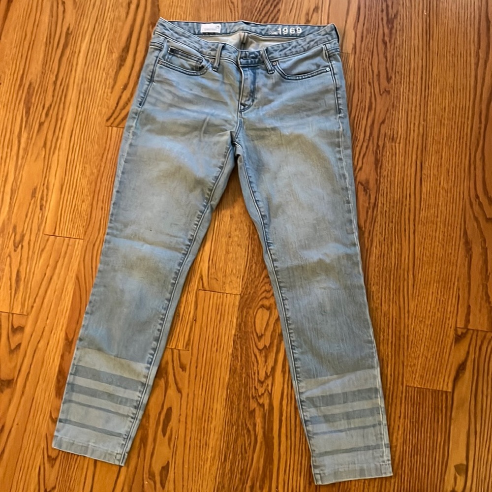 Gap jeans. Straight leg. With stipe fade at ankle